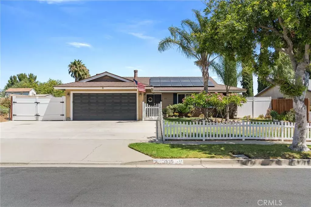Corona, CA 92882,1935 Adobe Avenue