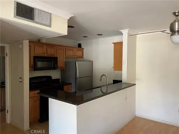 Valley Village, CA 91607,5257 Radford Avenue #314