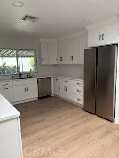 Lake Forest, CA 92630,24701 Raymond #81