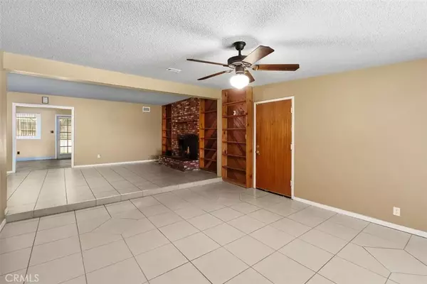 Riverside, CA 92506,7042 Rainbow Court