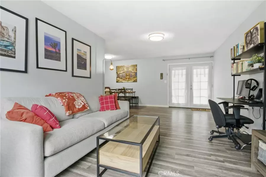 611 S Orange Avenue #10, Santa Ana, CA 92701