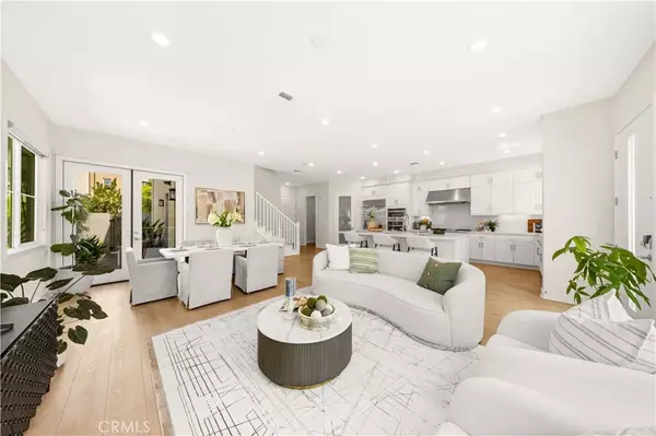 Irvine, CA 92618,106 Aspect