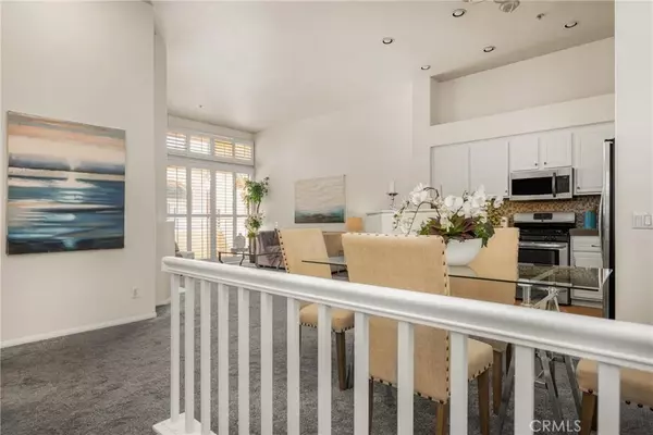 Irvine, CA 92606,1408 Solvay Aisle