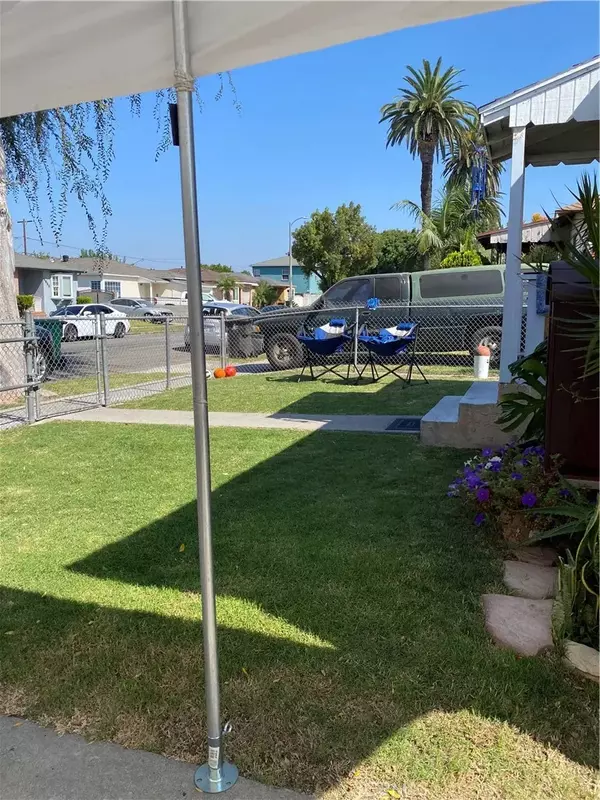 Long Beach, CA 90805,5846 Gardenia Avenue