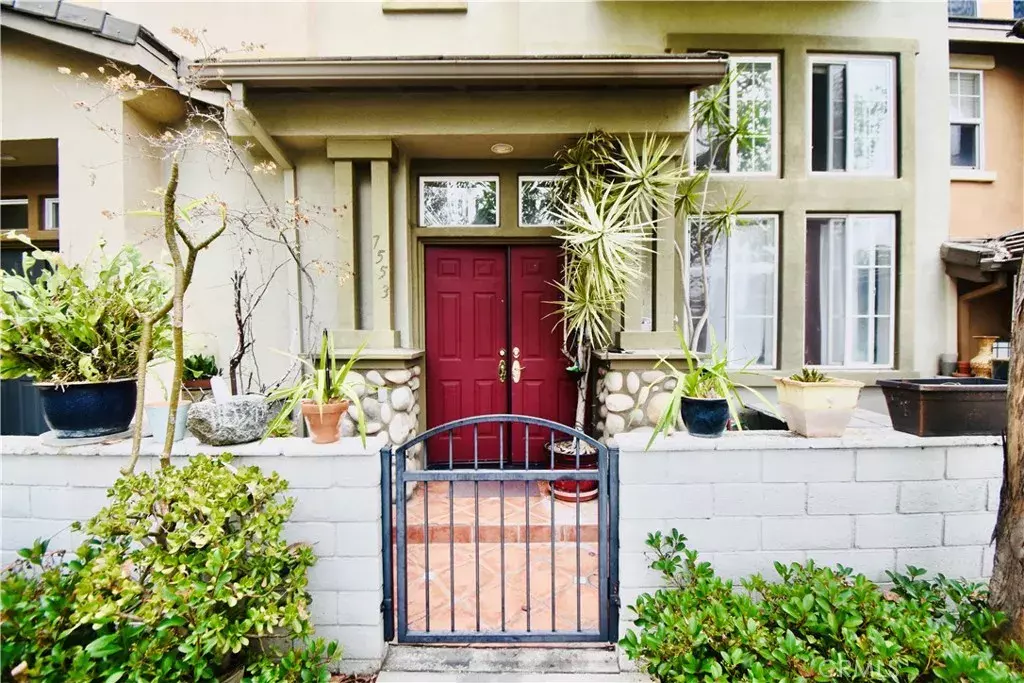 Huntington Beach, CA 92648,7553 Quiet Cove Circle