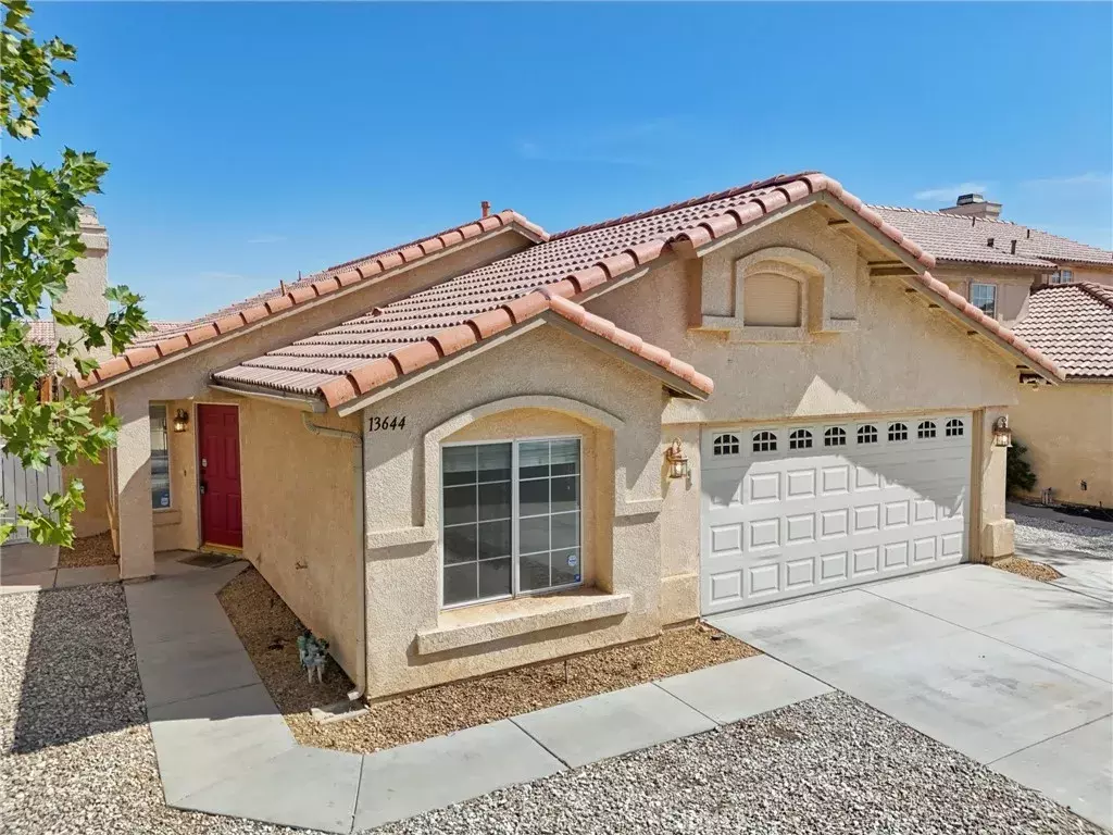 Victorville, CA 92392,13644 Foxfire Road