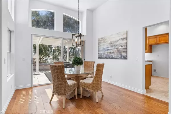 Rancho Santa Margarita, CA 92688,3 Vista Frondosa