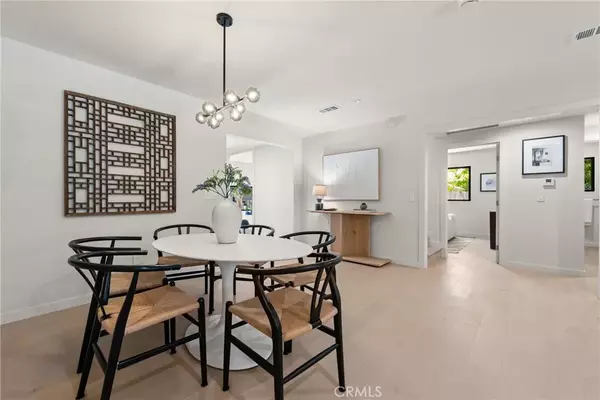 Los Angeles, CA 90066,13023 Warren Avenue