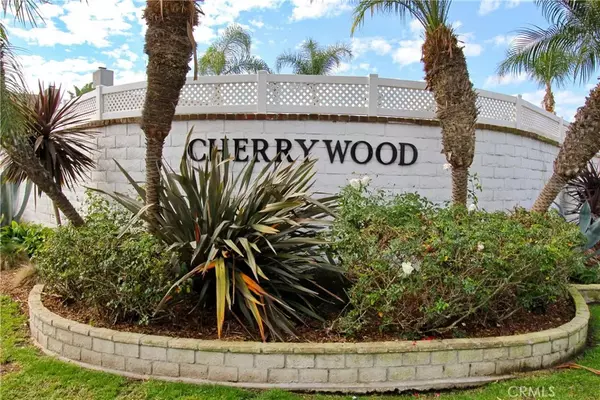 Huntington Beach, CA 92646,18785 Heavenwood #C171