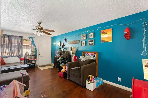 Santa Ana, CA 92704,605 S Mountain View Street