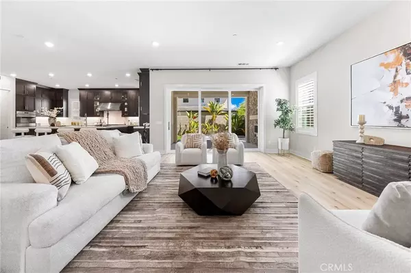 Irvine, CA 92618,76 Bolide