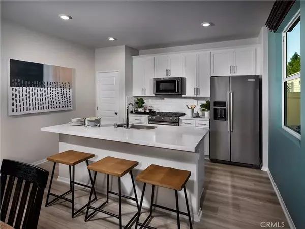 Redlands, CA 92374,2185 Bergamot Street