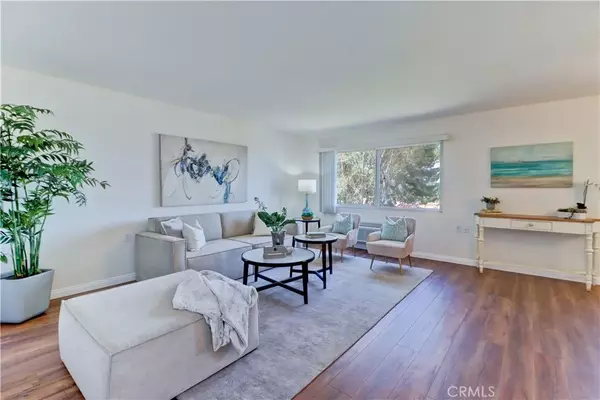 Laguna Woods, CA 92637,4001 Calle Sonora #2B
