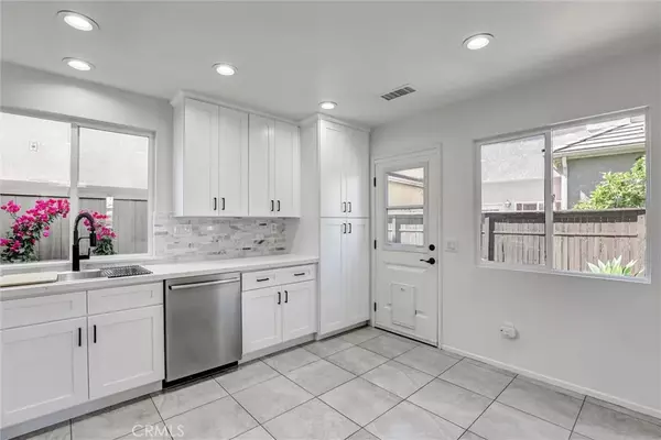 Rancho Santa Margarita, CA 92688,12 Poppyfield Lane