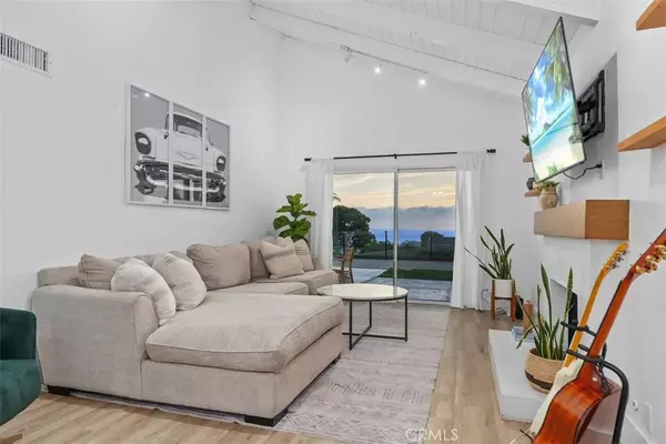 Dana Point, CA 92629,33565 Via Corvalian #11