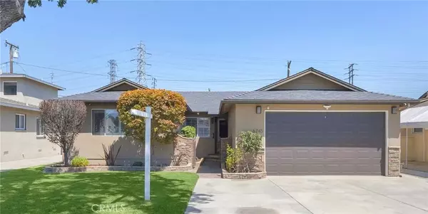 Lakewood, CA 90713,6745 Yearling Street