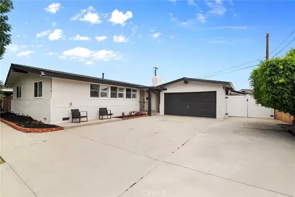 La Mirada, CA 90638,15373 San Ardo Drive
