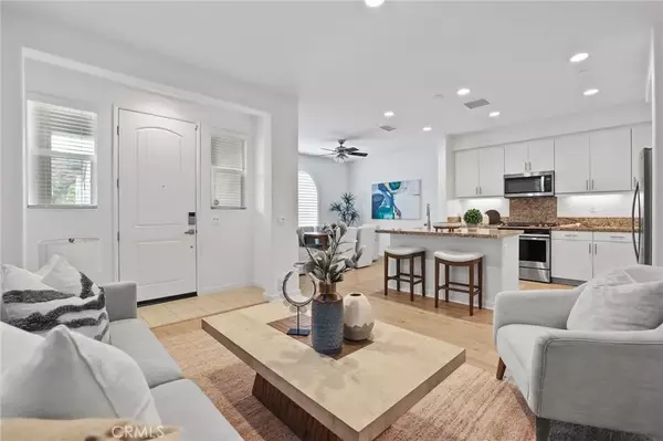 Corona, CA 92883,2523 Verna Drive #116