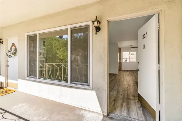 315 N Louise Street #207, Glendale, CA 91206