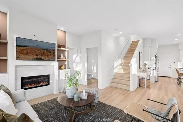 164 Harringay, Irvine, CA 92618