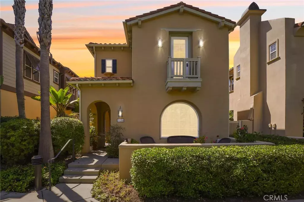 Huntington Beach, CA 92648,21254 Lorca Circle