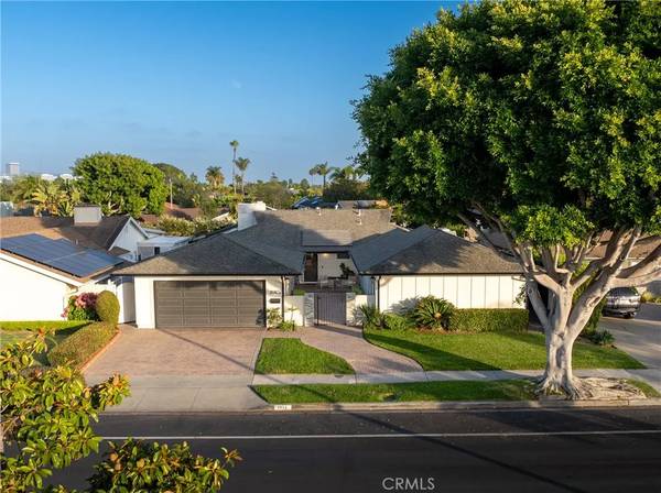 1915 Mariners Drive, Newport Beach, CA 92660