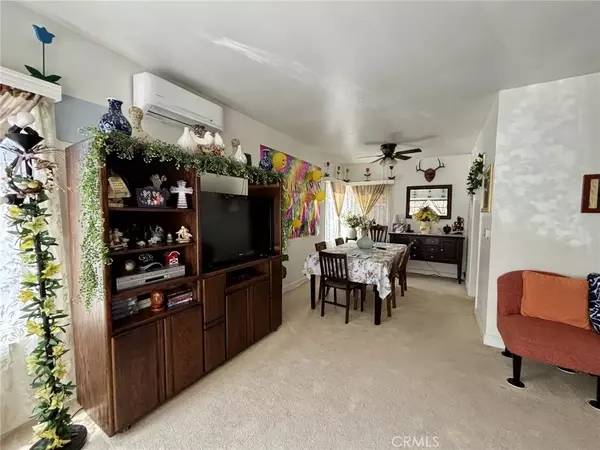 Santa Ana, CA 92707,1902 S Parton Street