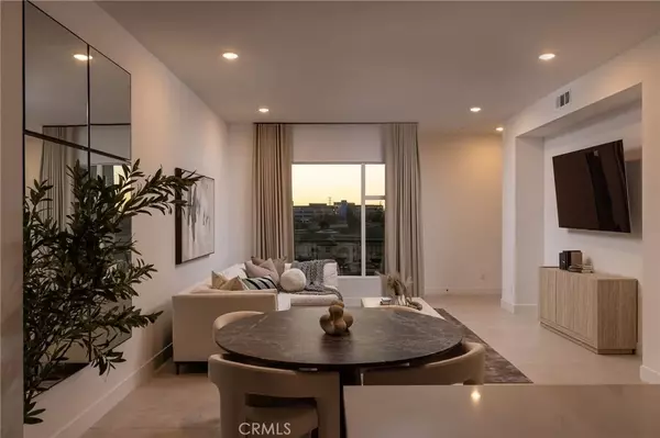 Tustin, CA 92782,16328 Helber Way