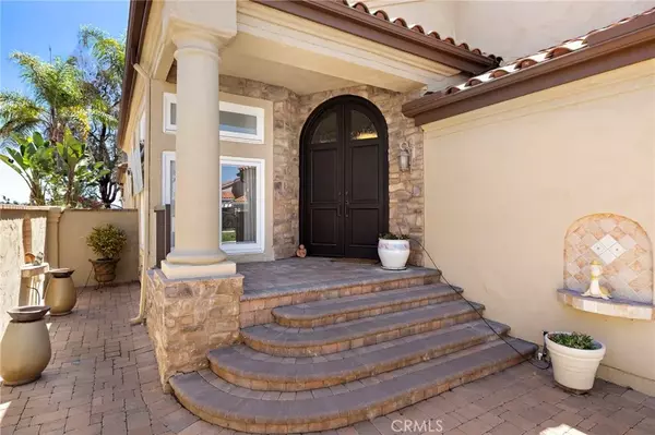 Laguna Niguel, CA 92677,14 Novilla