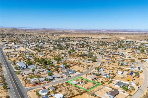 Joshua Tree, CA 92252,61853 Grand View Circle