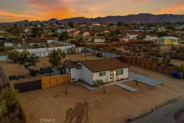 Joshua Tree, CA 92252,61853 Grand View Circle