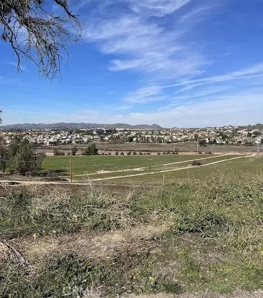 30925 Nicolas Road, Temecula, CA 92591