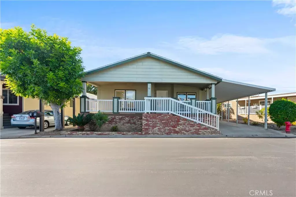 Fullerton, CA 92835,2851 Rolling Hills Drive #77