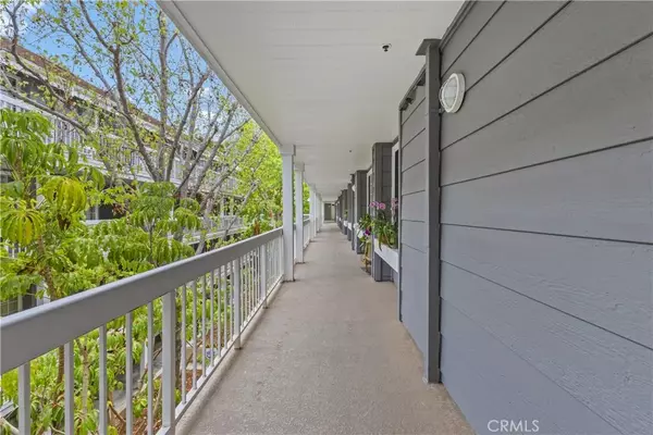 Huntington Beach, CA 92646,20331 Bluffside Circle #303