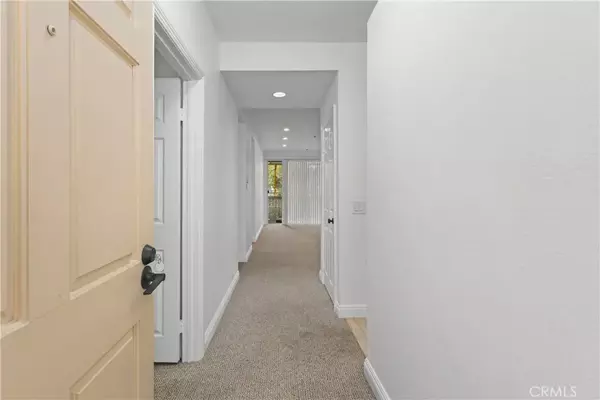 Huntington Beach, CA 92646,20331 Bluffside Circle #303