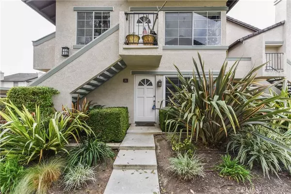 53 Oxford #14, Irvine, CA 92612