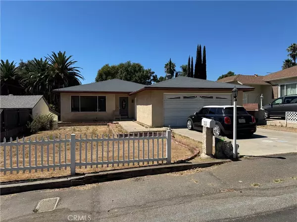 751 Stephens Avenue, Fullerton, CA 92833