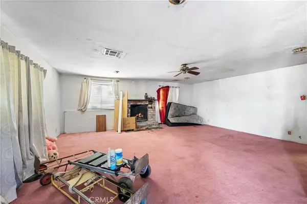 Lancaster, CA 93536,7635 W Avenue G