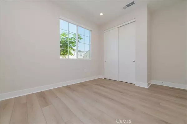 Placentia, CA 92870,589 McFadden Street