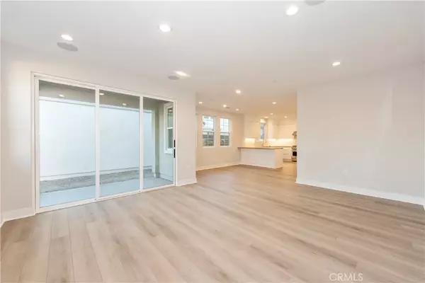 Placentia, CA 92870,589 McFadden Street