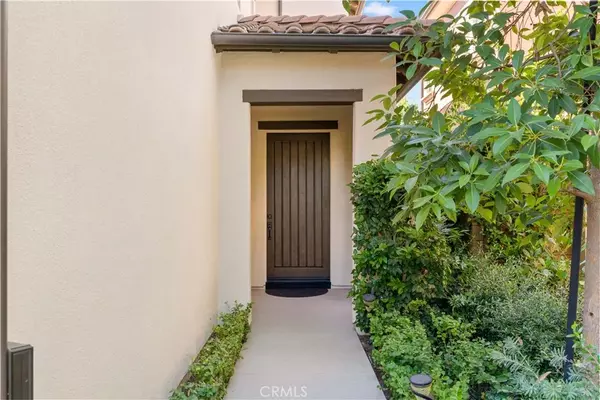 Irvine, CA 92620,103 Omar