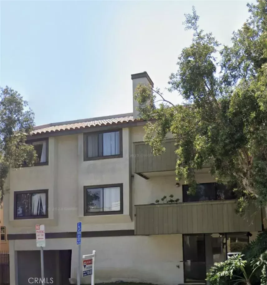 Long Beach, CA 90802,1758 E 2nd Street #204