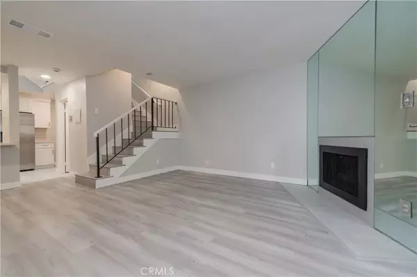 Glendale, CA 91202,543 W Stocker Street #6