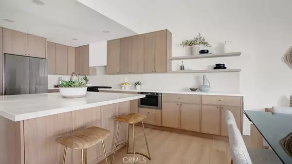 Irvine, CA 92620,29 Carson