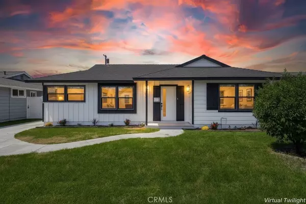 2103 Roxanne Avenue, Long Beach, CA 90815