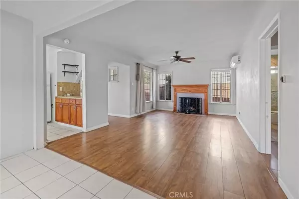 Long Beach, CA 90810,2740 Easy Avenue