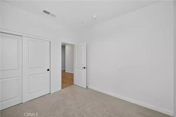 Fallbrook, CA 92028,35164 Bergamot Cove