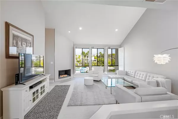 Mission Viejo, CA 92692,27927 Trocadero