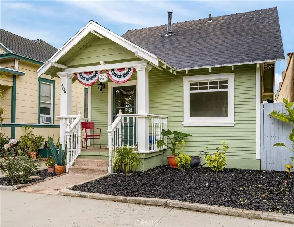 Santa Ana, CA 92701,806 N Minter Street