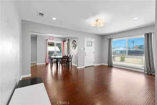 Santa Ana, CA 92704,4512 W Watkins